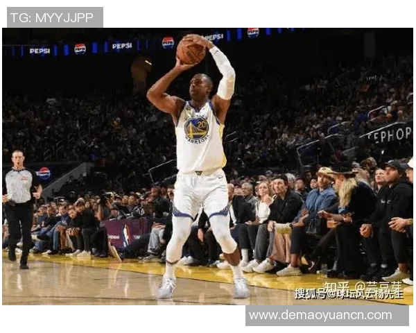 98-79！库里19分8助，哈登15中6，勇士轻取快船迎两连胜